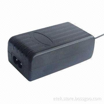 Switching Power Adapter with 50 to 150mV Maximum Output, Ripple and Noise